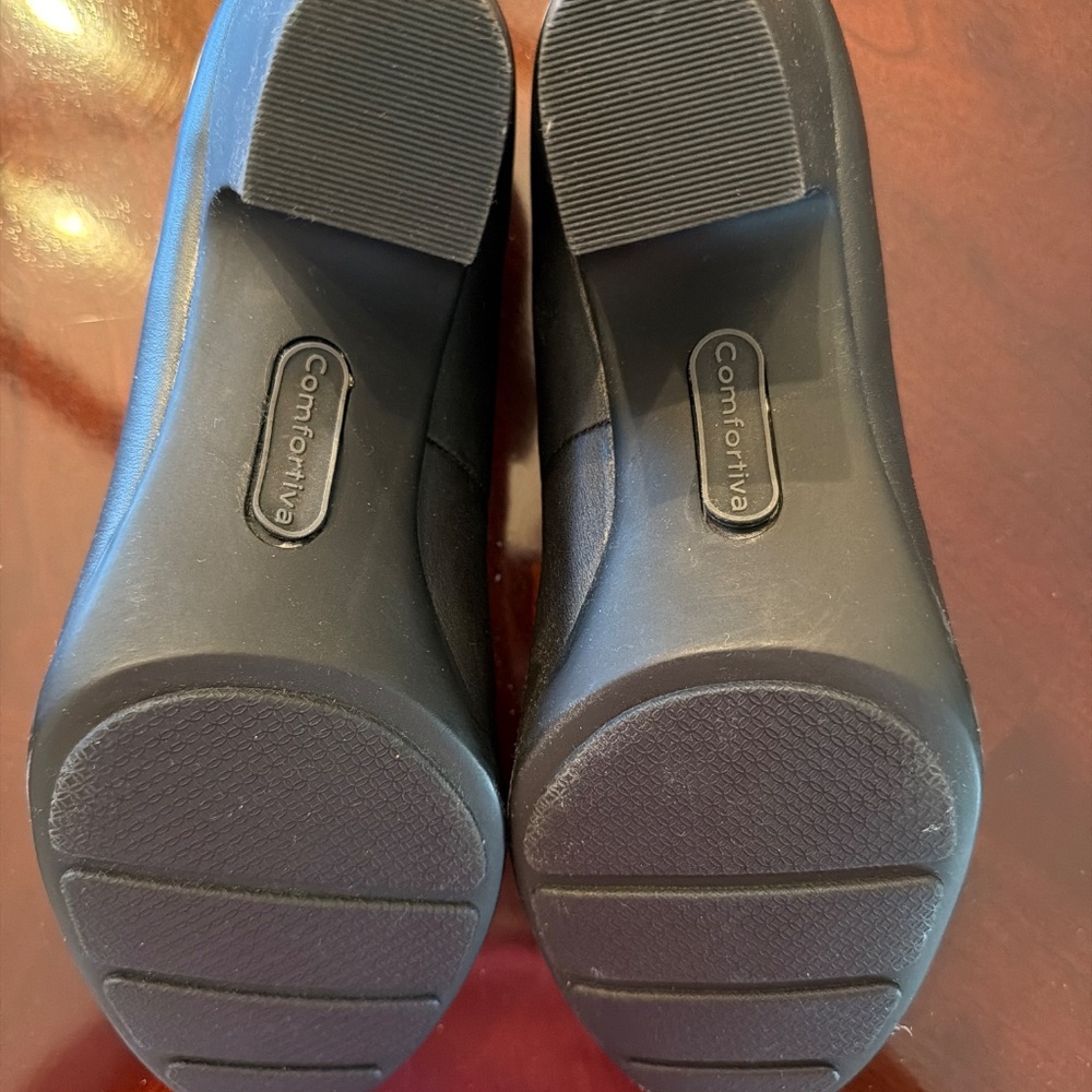Shoes - Picture 3 of 3